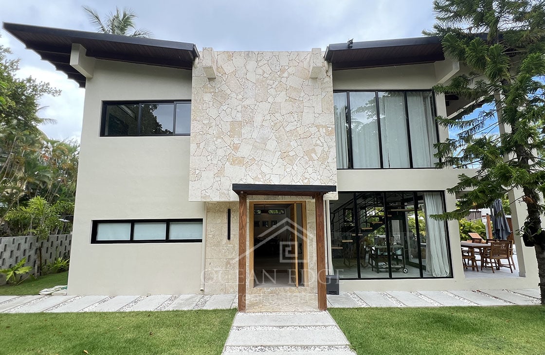Modern Villa ideal for rental in Exclusive Portillo Beachfront-las-terrenas-ocean-edge-real-estate (38)