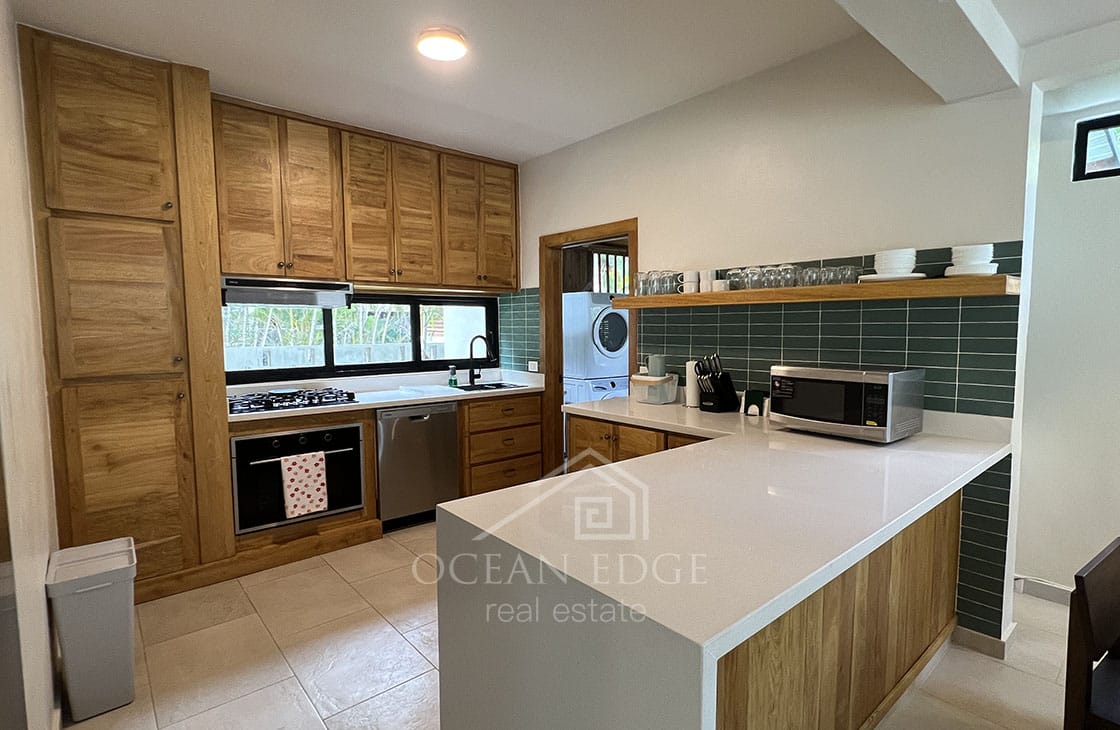 Modern Villa ideal for rental in Exclusive Portillo Beachfront-las-terrenas-ocean-edge-real-estate (5)