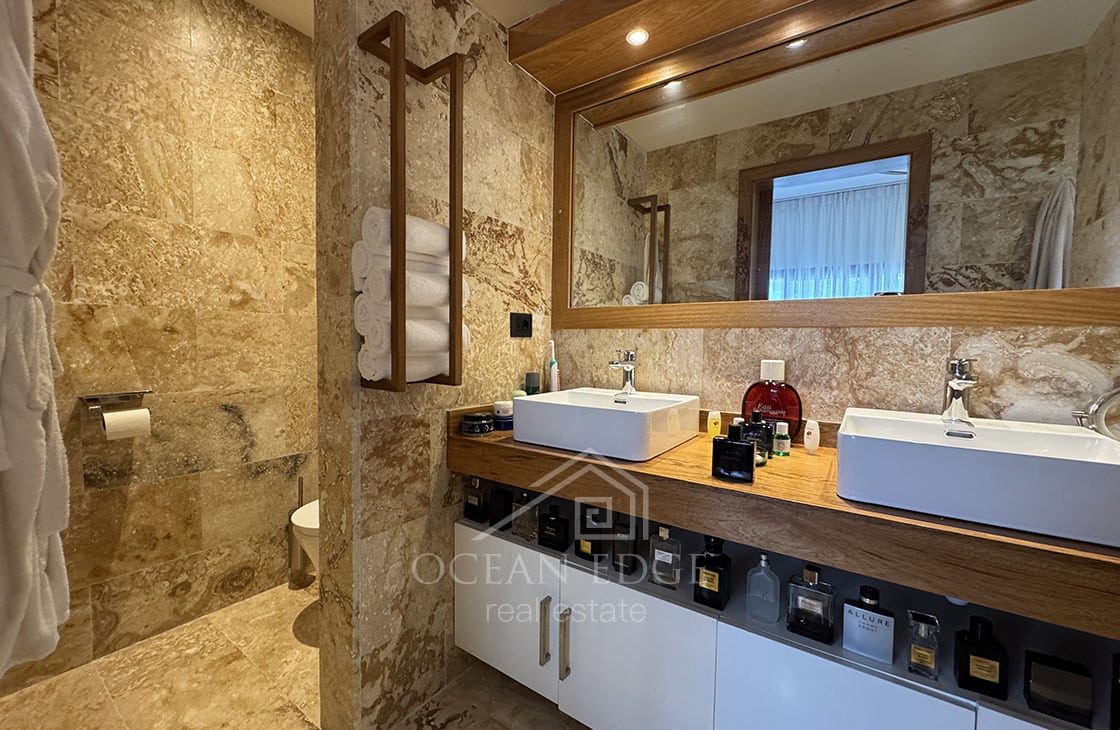 Upscale 3-bed Penthouse for luxury lifetstyle in Bonita Beach-las-terrenas-ocean-edge-real-estate (13)