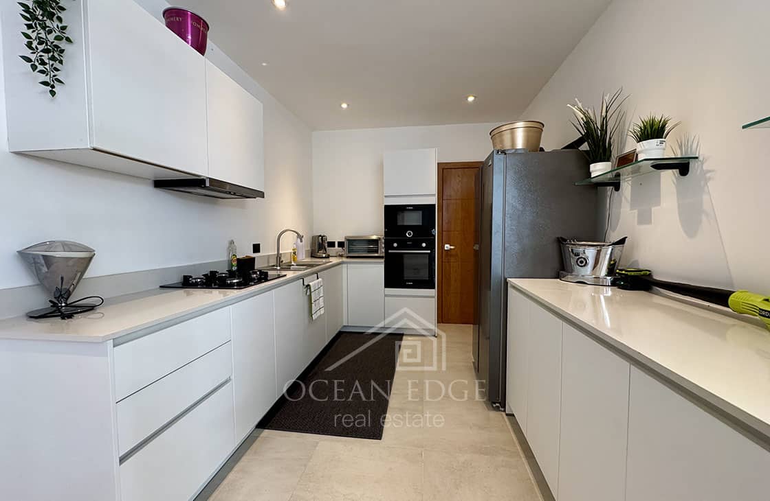 Upscale 3-bed Penthouse for luxury lifetstyle in Bonita Beach-las-terrenas-ocean-edge-real-estate (20)