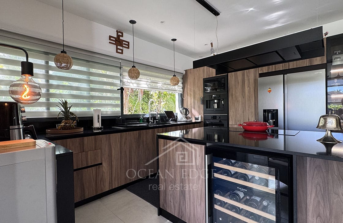 Upscale 3-bed Penthouse for luxury lifetstyle in Bonita Beach-las-terrenas-ocean-edge-real-estate (4)