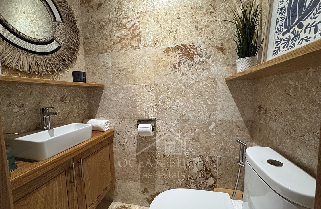 Upscale 3-bed Penthouse for luxury lifetstyle in Bonita Beach-las-terrenas-ocean-edge-real-estate (6)