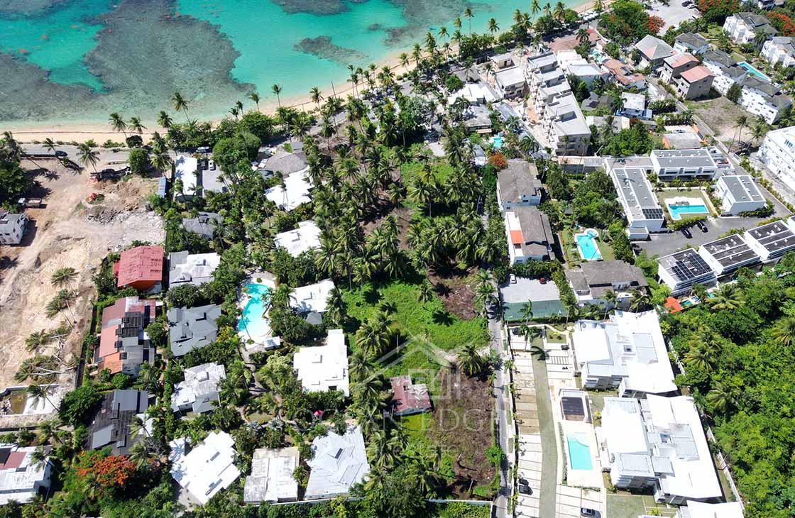 Last beachfront lot for tourism project on Popy beach
