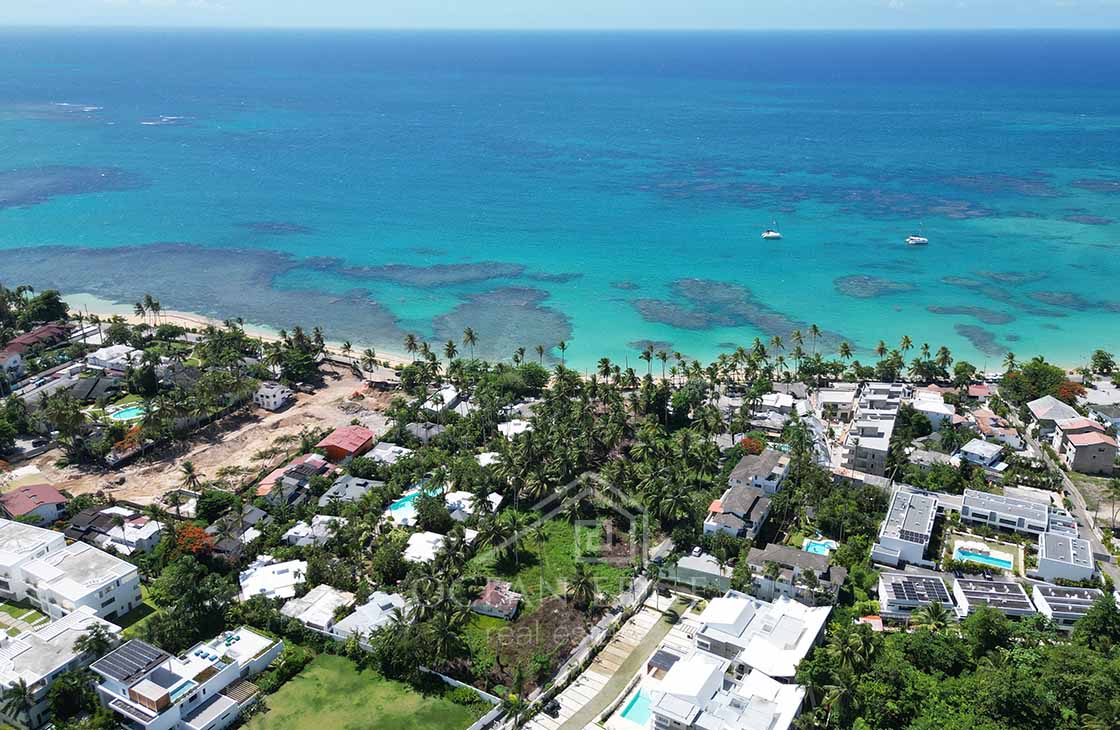 defaLast beachfront lot for tourism project on Popy beachult