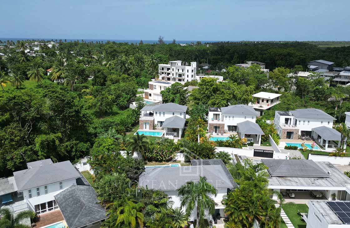 5-br house & tropical garden near Punta Popy beach-las-terrenas-ocean-edge-real-estate (51)