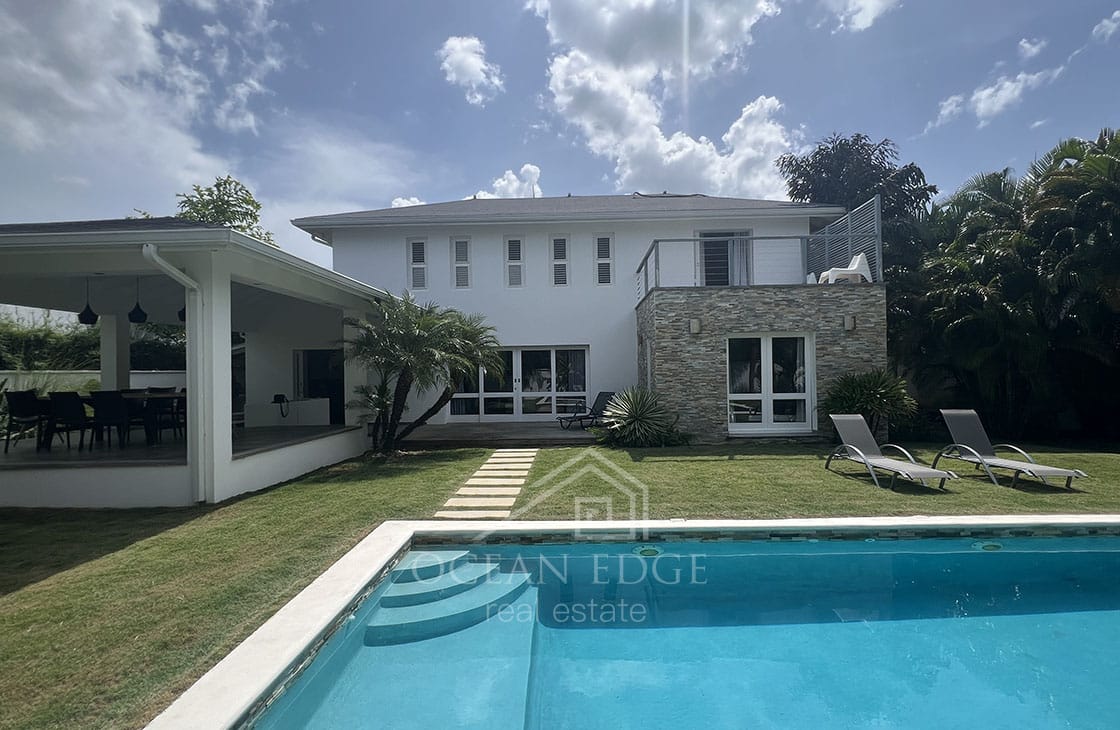 5-br house & tropical garden near Punta Popy beach-las-terrenas-ocean-edge-real-estate (44)
