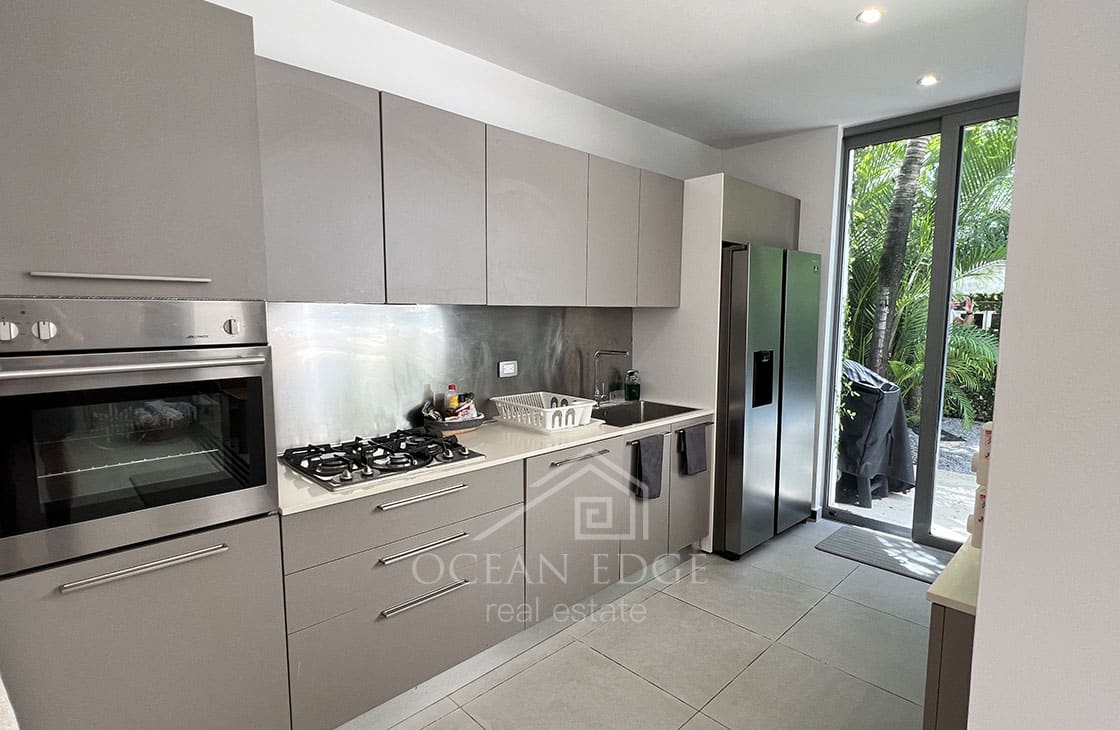 Fully furnished 3-bedroom villa steps from Popy Beach-las-terrenas-ocean-edge-real-estate (19)