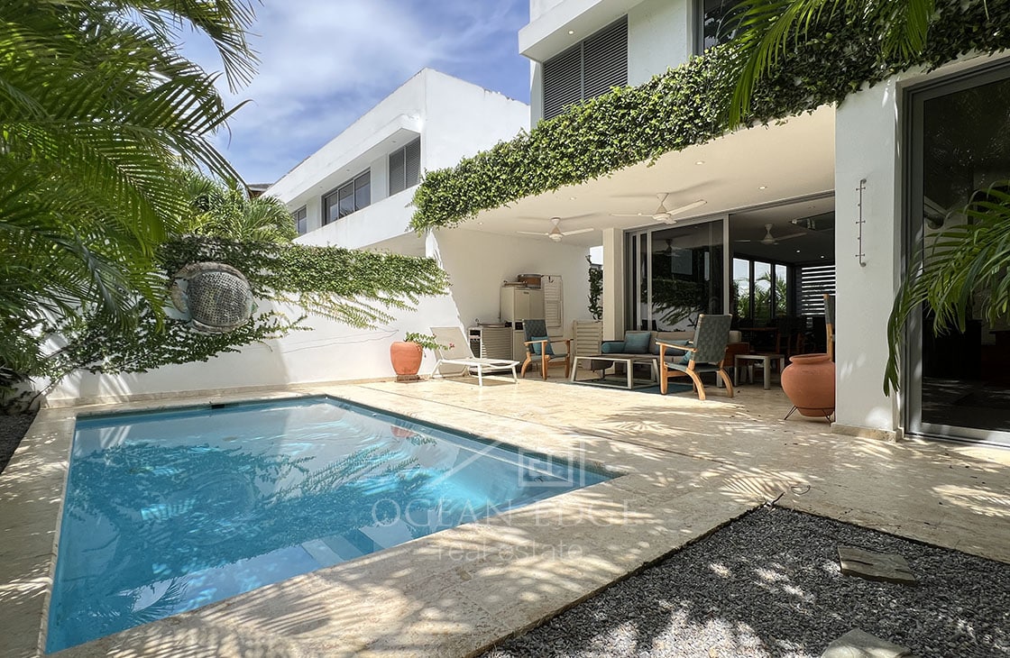 Fully furnished 3-bedroom villa steps from Popy Beach-las-terrenas-ocean-edge-real-estate (6)