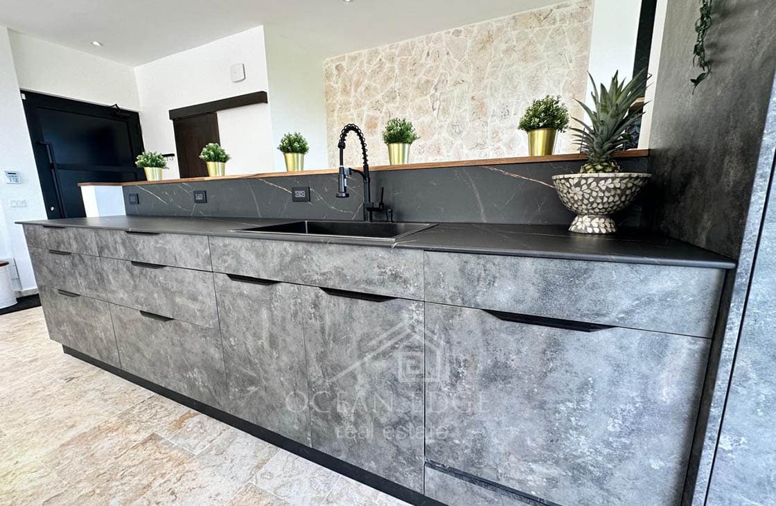 High end ocean view 4-bed villa with infinity pool-2025-ocean-edge-real-estate (63)