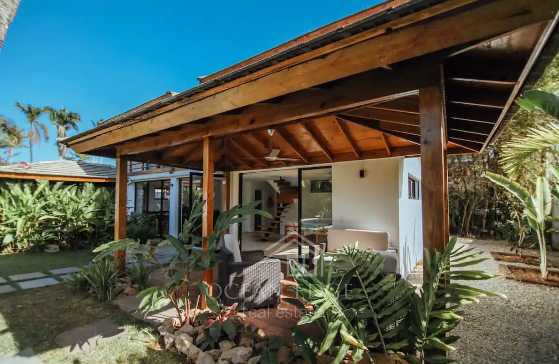 4-BR Villa Tropical Near Playa Las Ballenas-las-terrenas-ocean-edge-real-esate-4