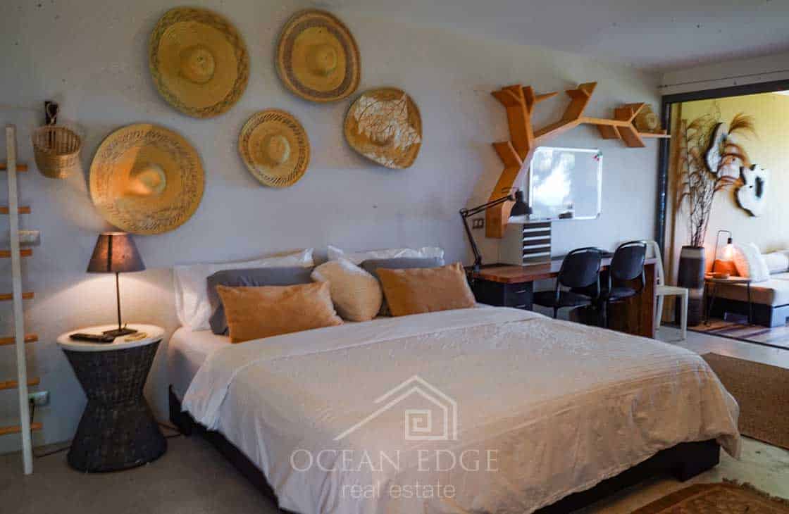 7-Bedroom Eco Villa with Infinity Pool & Ocean Views-las-terrensa-ocean-edge-real-estate (18)