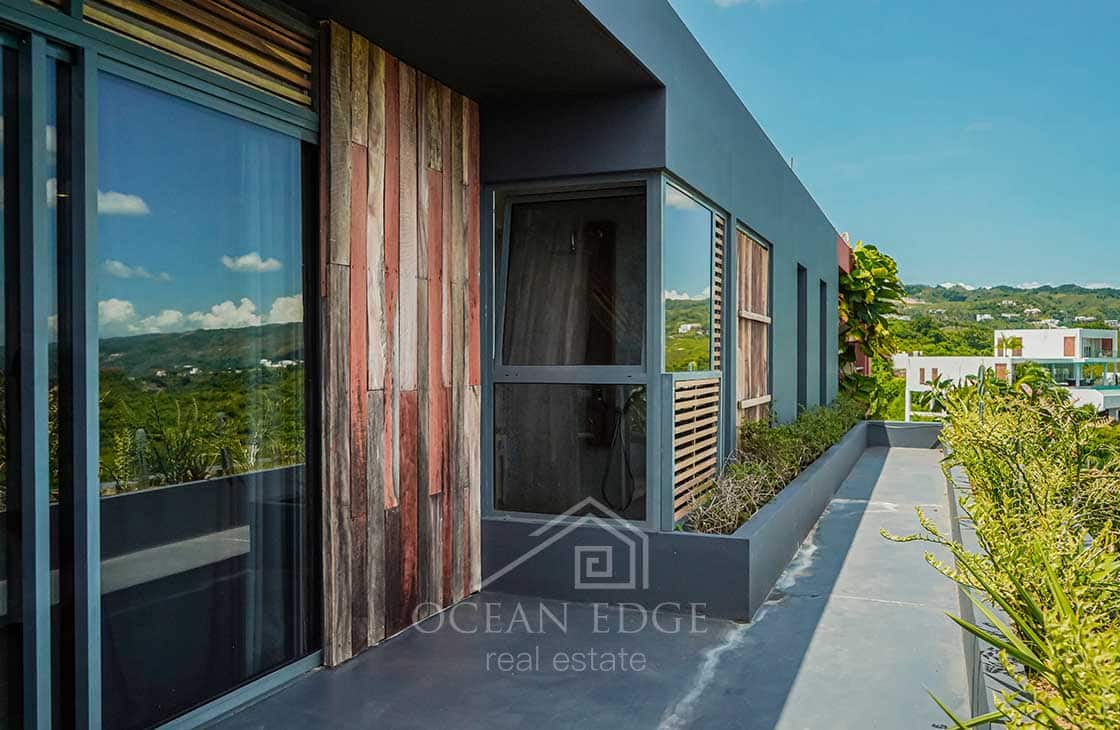 7-Bedroom Eco Villa with Infinity Pool & Ocean Views-las-terrensa-ocean-edge-real-estate (38)