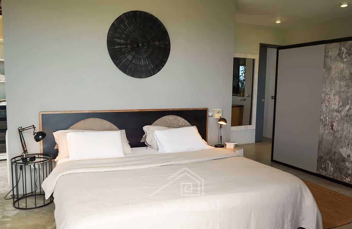 7-Bedroom Eco Villa with Infinity Pool & Ocean Views-las-terrensa-ocean-edge-real-estate (8)