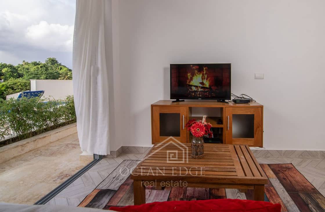 Modern 1-br condo with community pool in Bonita village-las-terrens-ocean-edge-real-estate (23)