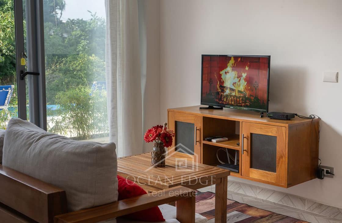 Modern 1-br condo with community pool in Bonita village-las-terrens-ocean-edge-real-estate (26)