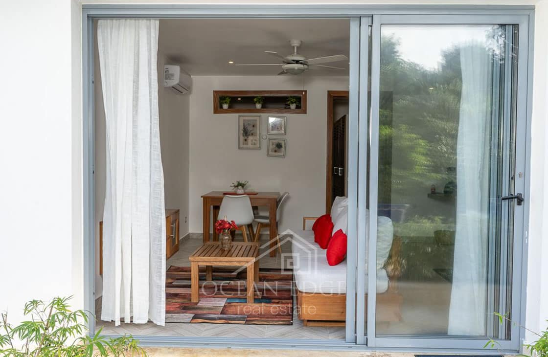 Modern 1-br condo with community pool in Bonita village-las-terrens-ocean-edge-real-estate (29)