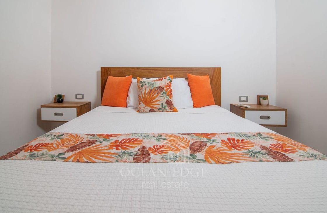 Modern 1-br condo with community pool in Bonita village-las-terrens-ocean-edge-real-estate (6)