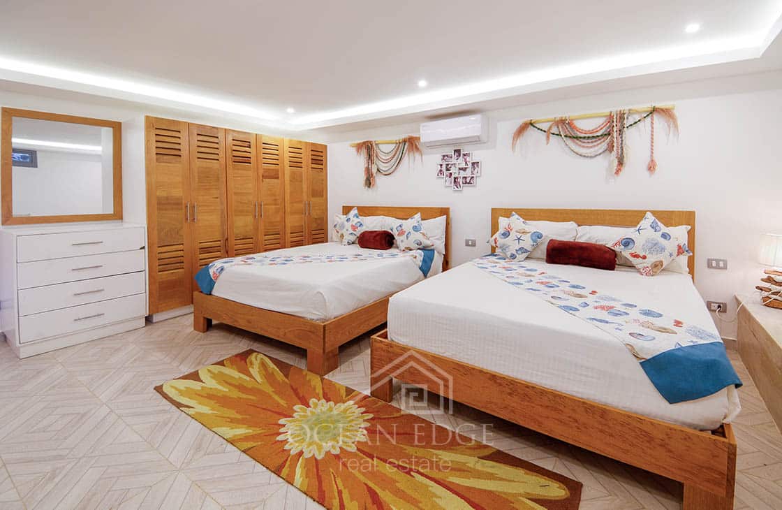 Modern 3-br condo with large terrace inside bonita village-las-terrensa-ocean-edge-real-estate (24)