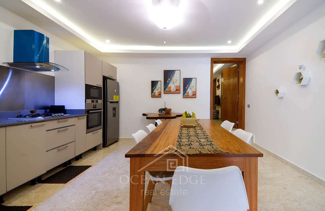 Modern 3-br condo with large terrace inside bonita village-las-terrensa-ocean-edge-real-estate (30)