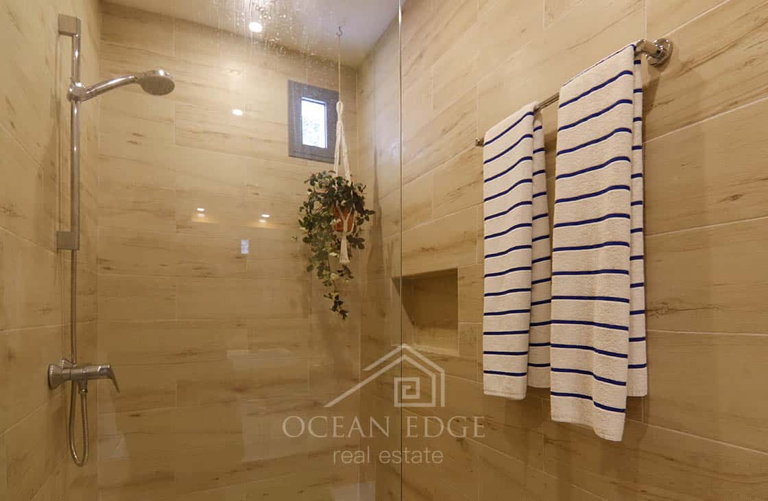 Modern 3-br condo with large terrace inside bonita village-las-terrensa-ocean-edge-real-estate (4)