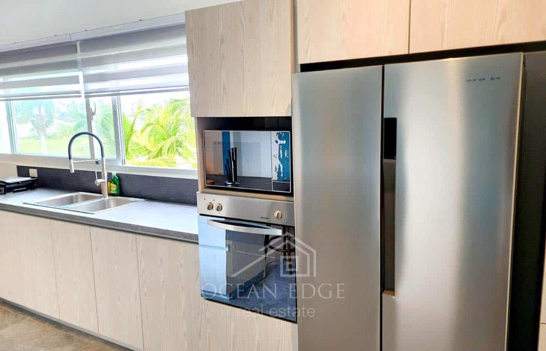 Modern 4-br duplex Penthouse with elevator near Playa Popy-las-terrenas-ocean-edge-real-estate (2)