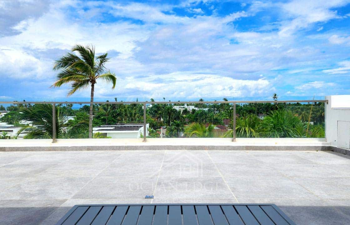 Modern 4-br duplex Penthouse with elevator near Playa Popy-las-terrenas-ocean-edge-real-estate (25)