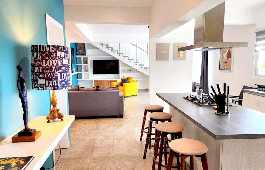 Modern 4-br duplex Penthouse with elevator near Playa Popy-las-terrenas-ocean-edge-real-estate (3)