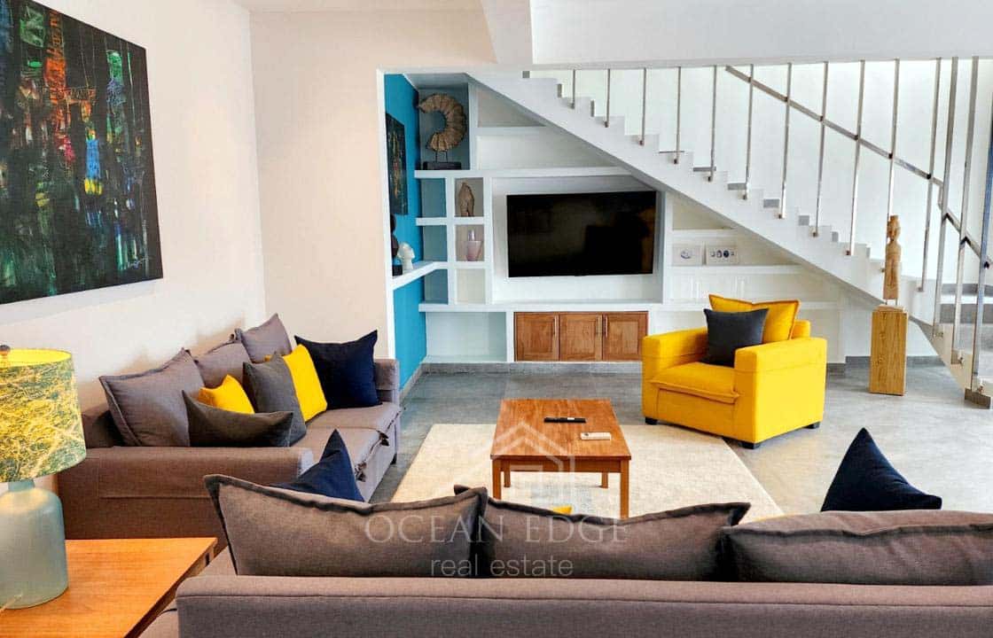 Modern 4-br duplex Penthouse with elevator near Playa Popy-las-terrenas-ocean-edge-real-estate (6)