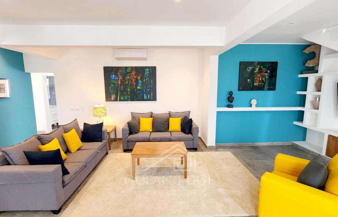 Modern 4-br duplex Penthouse with elevator near Playa Popy-las-terrenas-ocean-edge-real-estate (9)