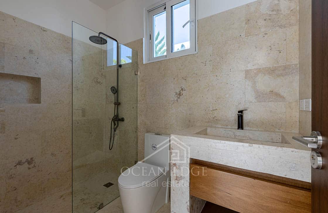 New Build 4-Bedroom Beach house on Coson Bay-las-terrenas-ocean-edge-real-estate (11)