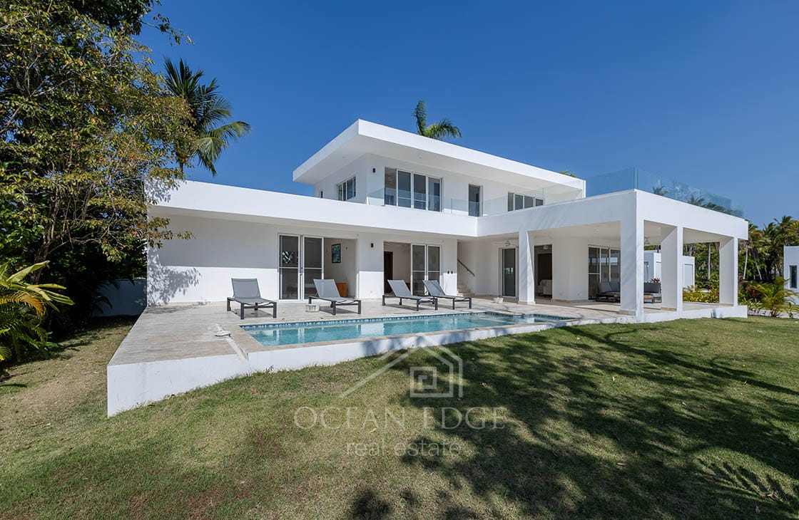 New Build 4-Bedroom Beach house on Coson Bay-las-terrenas-ocean-edge-real-estate (2)