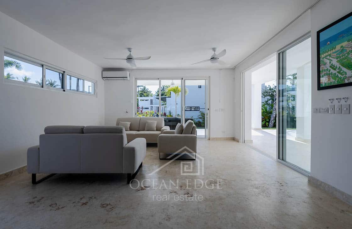 New Build 4-Bedroom Beach house on Coson Bay-las-terrenas-ocean-edge-real-estate (4)
