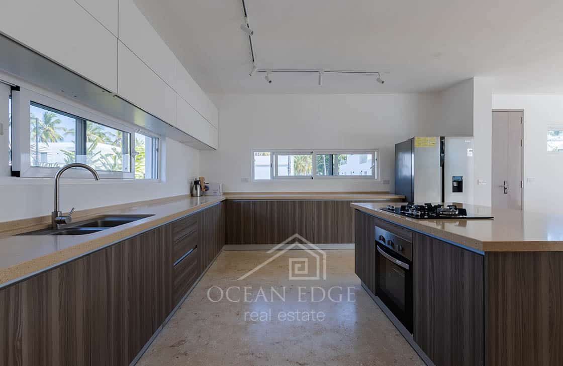 New Build 4-Bedroom Beach house on Coson Bay-las-terrenas-ocean-edge-real-estate (6)