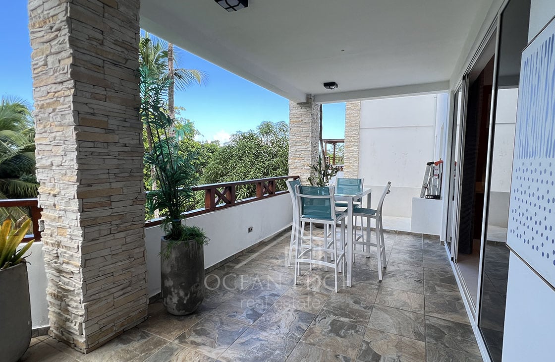 Spacious 2-br condo with Jacuzzi near Coson Beach-las-terrenas-ocean-edge-real-estate (18)