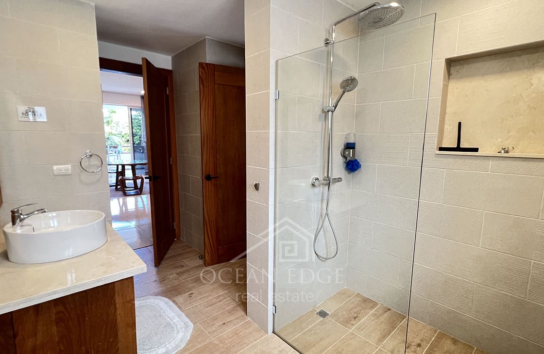 Spacious 2-br condo with Jacuzzi near Coson Beach-las-terrenas-ocean-edge-real-estate (34)