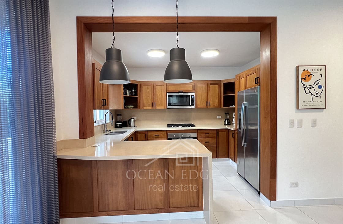 Spacious 2-br condo with Jacuzzi near Coson Beach-las-terrenas-ocean-edge-real-estate (6)