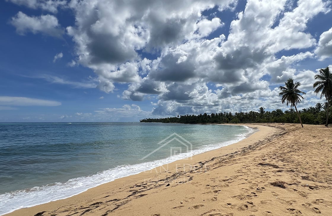 Spacious & well furnished 2-br condo on Portillo beach-las-terrenas-ocean-edge-real-estate (31)