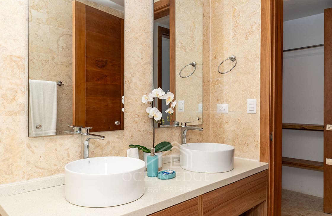 3-Br Beachfront Duplex Penthouse in Coson Bay-las-terrenas-ocean-edge-real-estate (13)