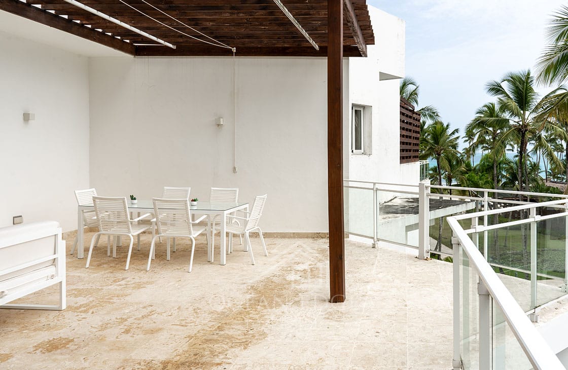 3-Br Beachfront Duplex Penthouse in Coson Bay-las-terrenas-ocean-edge-real-estate (24)