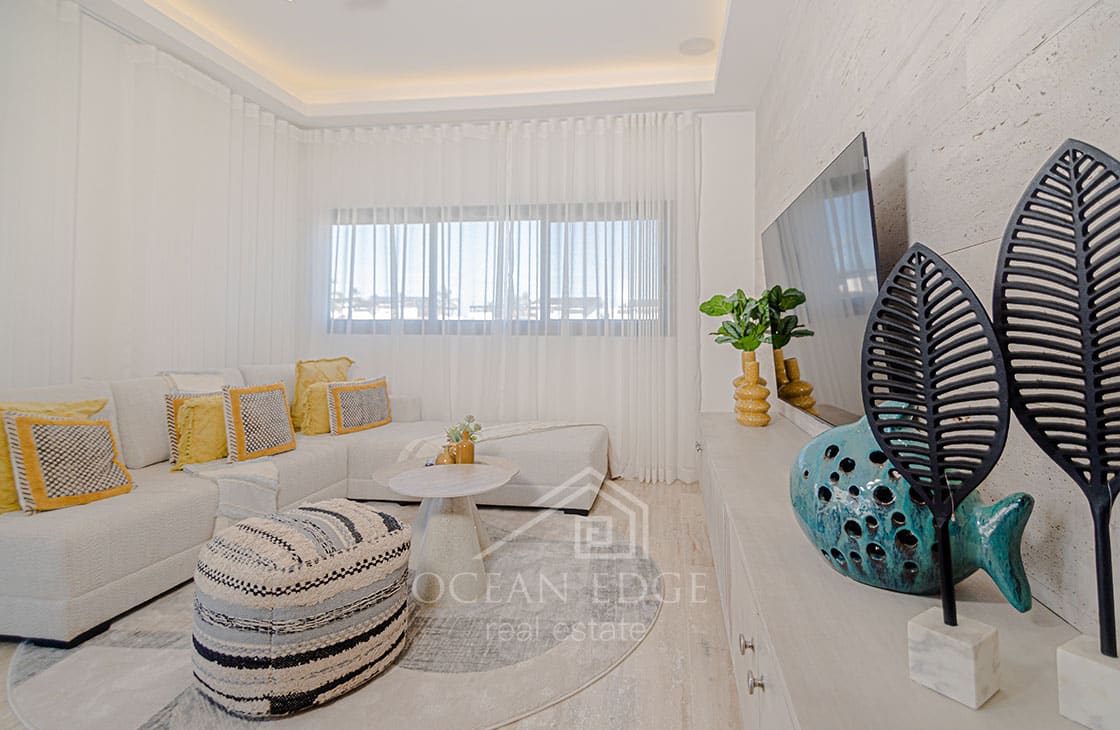 Fullly Furnished 4-bed Penthouse with private pool-las-terrenas-ocean-edge-real-estate (15)