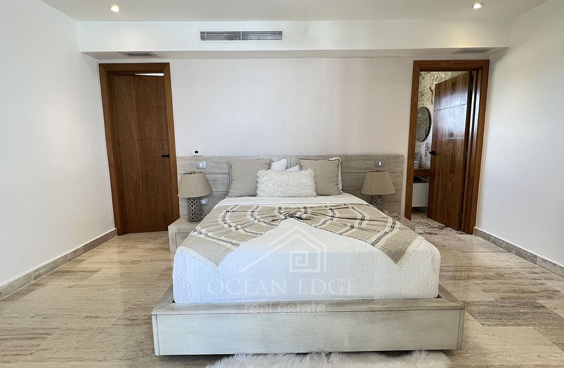 Luxury beachfront 3-br Penthouse with private pool-las-terrenas-ocean-edge-real-estate (46)
