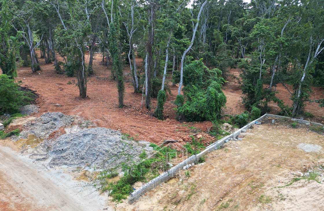1000 m² land in residential community near Punta Popy
