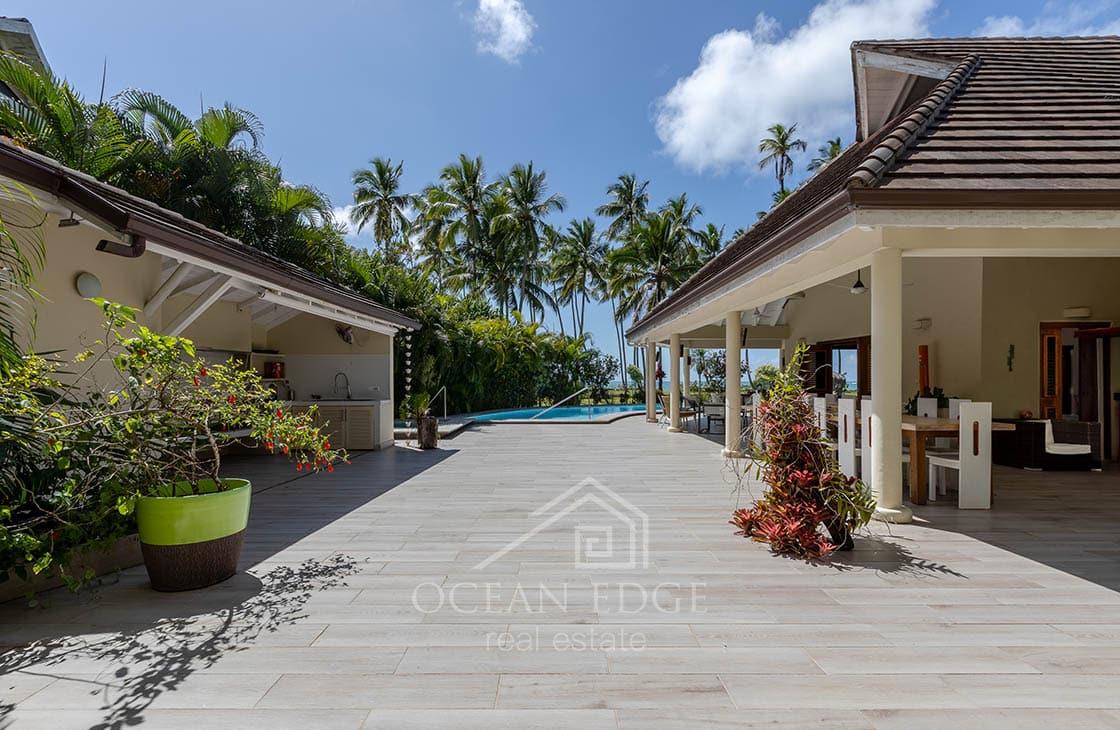 9-br investment villa on 50m beachfront Coson-las-terrenas-ocean-edge-real-estate (11)
