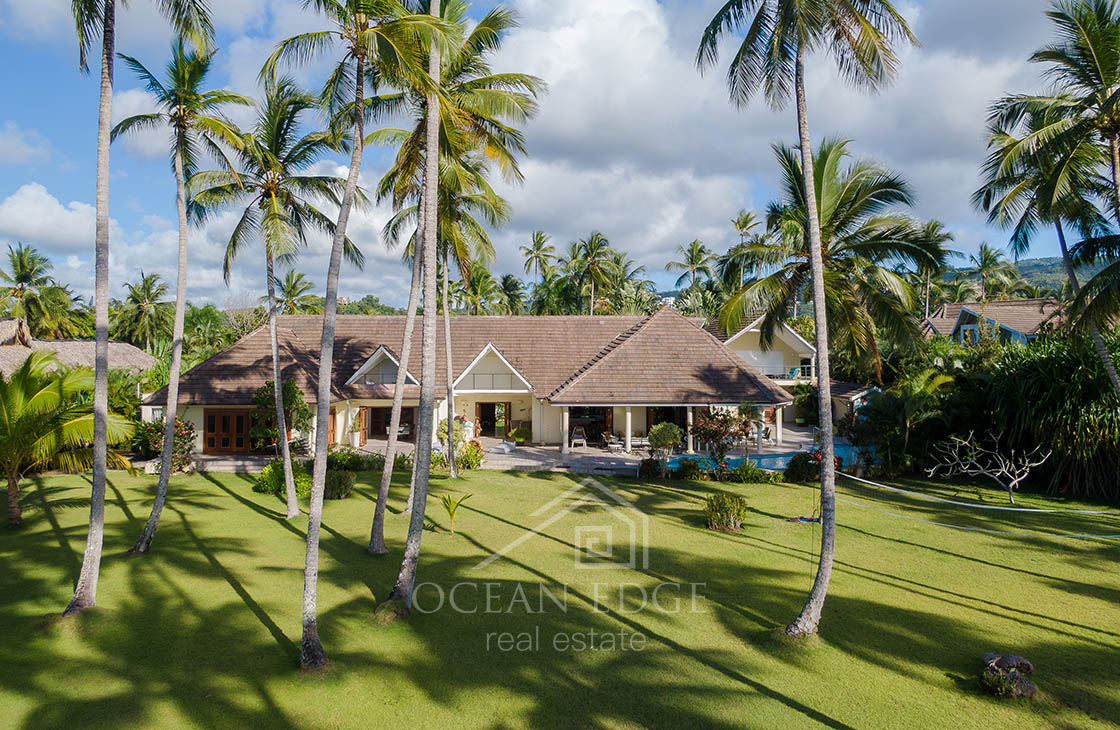 9-br investment villa on 50m beachfront Coson-las-terrenas-ocean-edge-real-estate (53)