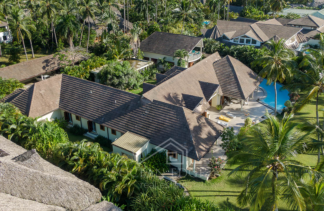 9-br investment villa on 50m beachfront Coson-las-terrenas-ocean-edge-real-estate (56)
