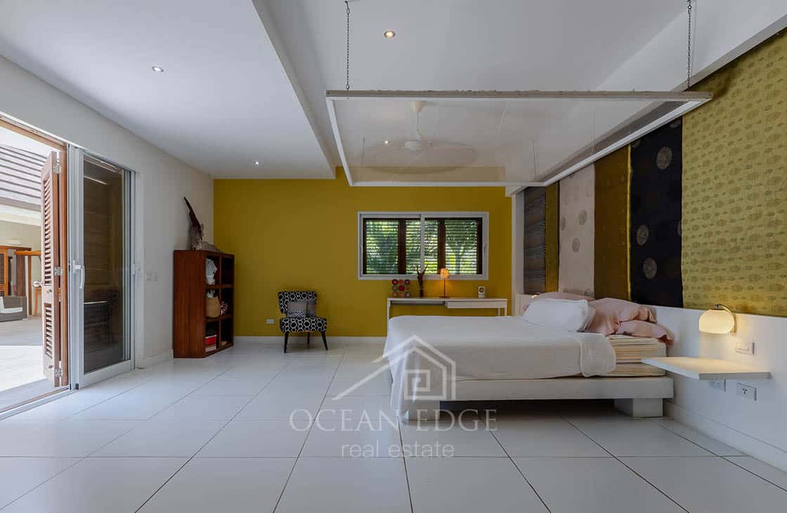 9-br investment villa on 50m beachfront Coson-las-terrenas-ocean-edge-real-estate (9)