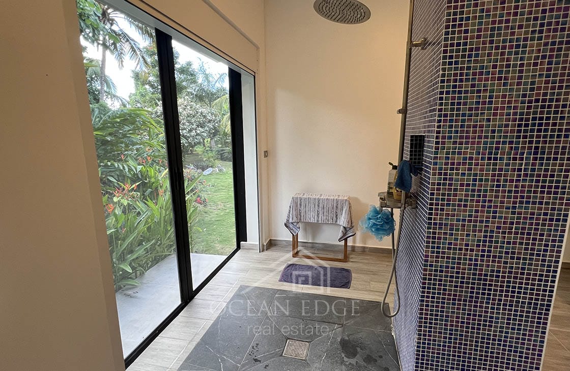 Architect villa & tropical garden near the beach-las-terrenas-ocean-edge-real-estate (16)