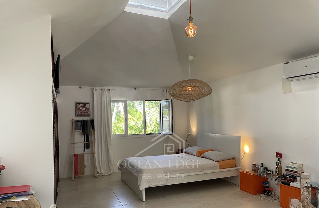 Beachfront secret garden with 3 villas in playa Bonita-las-terrenas-ocean-edge-real-estate-13