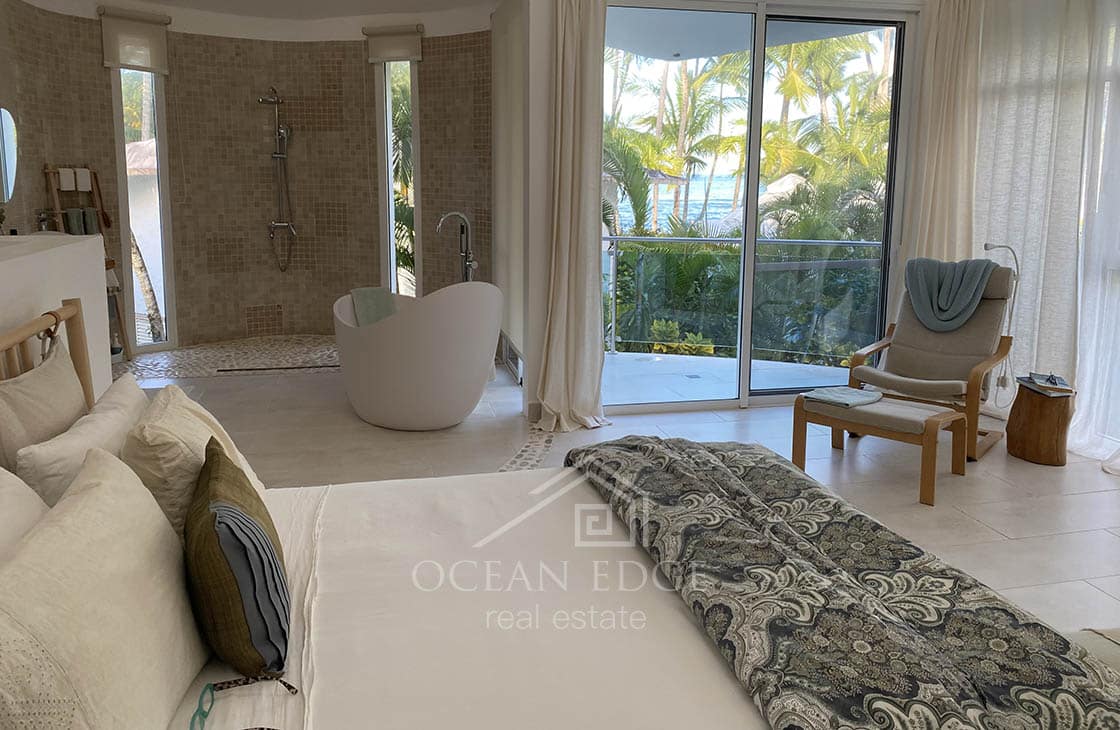 Beachfront secret garden with 3 villas in playa Bonita-las-terrenas-ocean-edge-real-estate-31