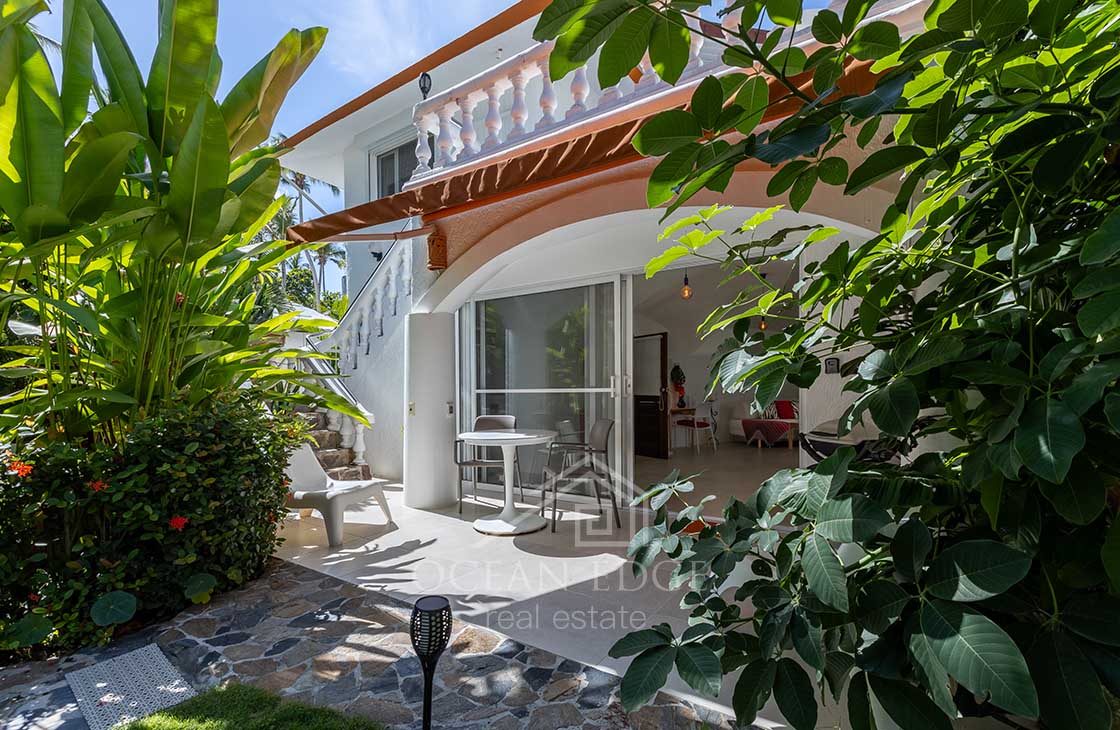 Beachfront secret garden with 3 villas in playa Bonita-las-terrenas-ocean-edge-real-estate-5